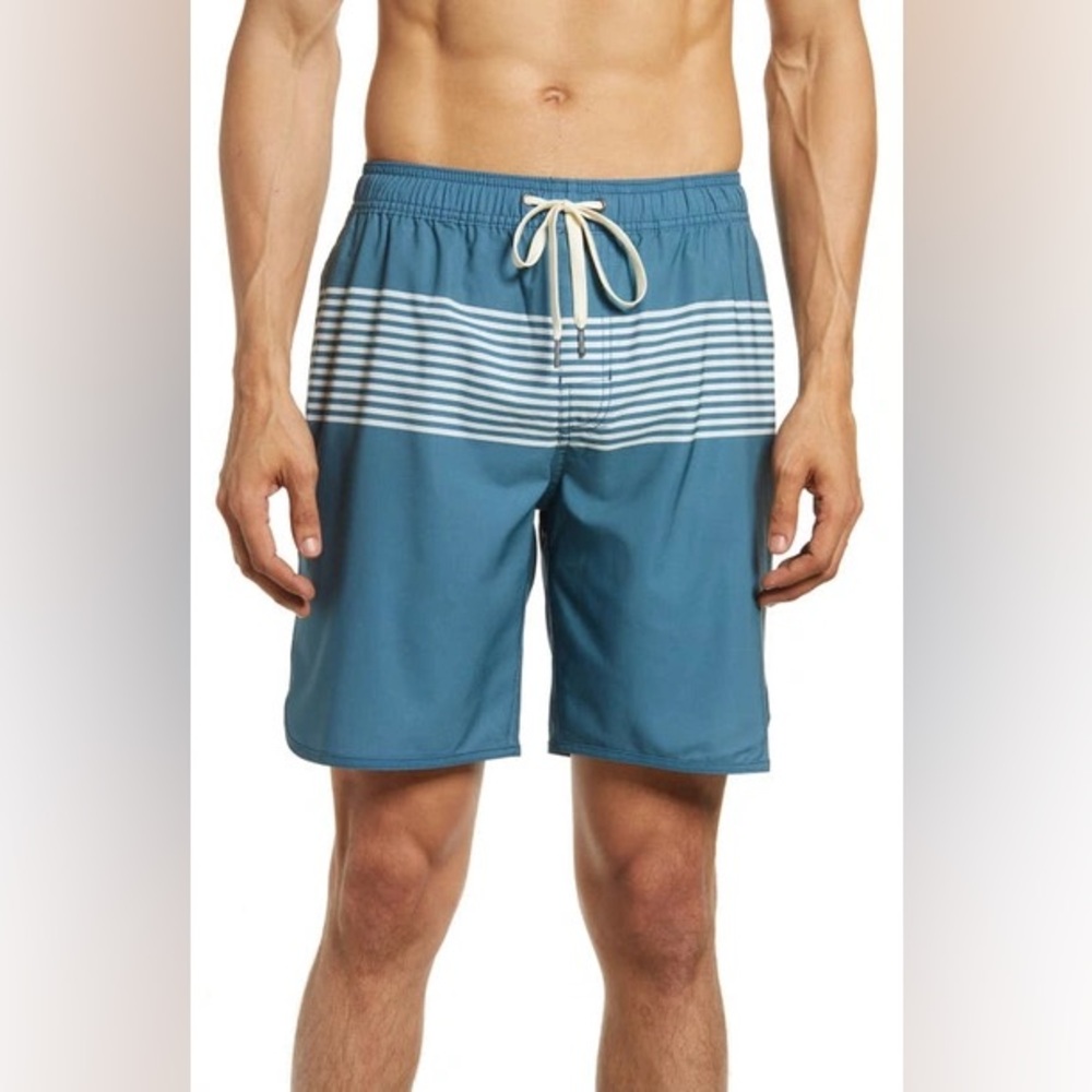 Fair Harbor men’s sw trunks. Sz L blue with white stripes